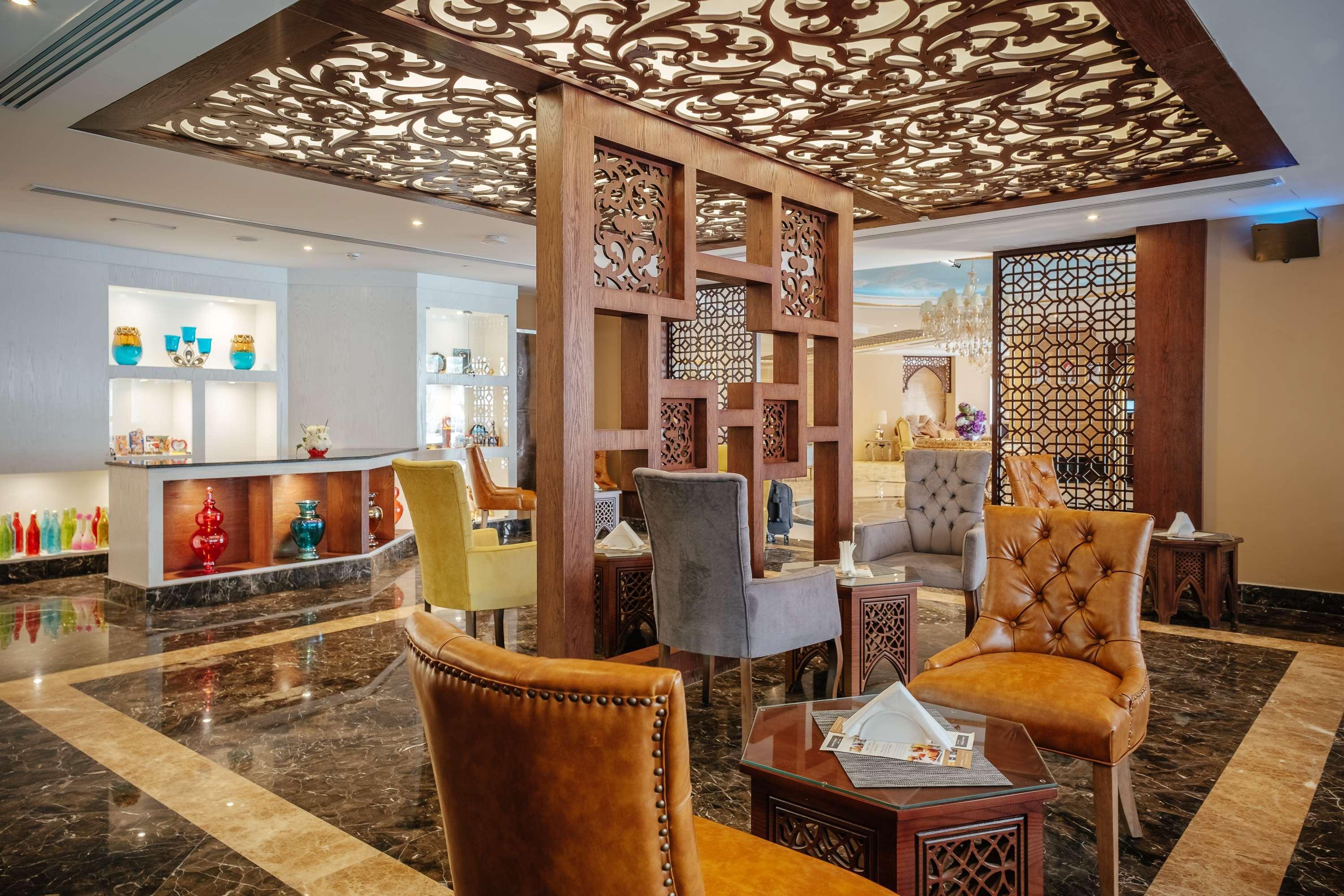 Tulip Al Khan 4*