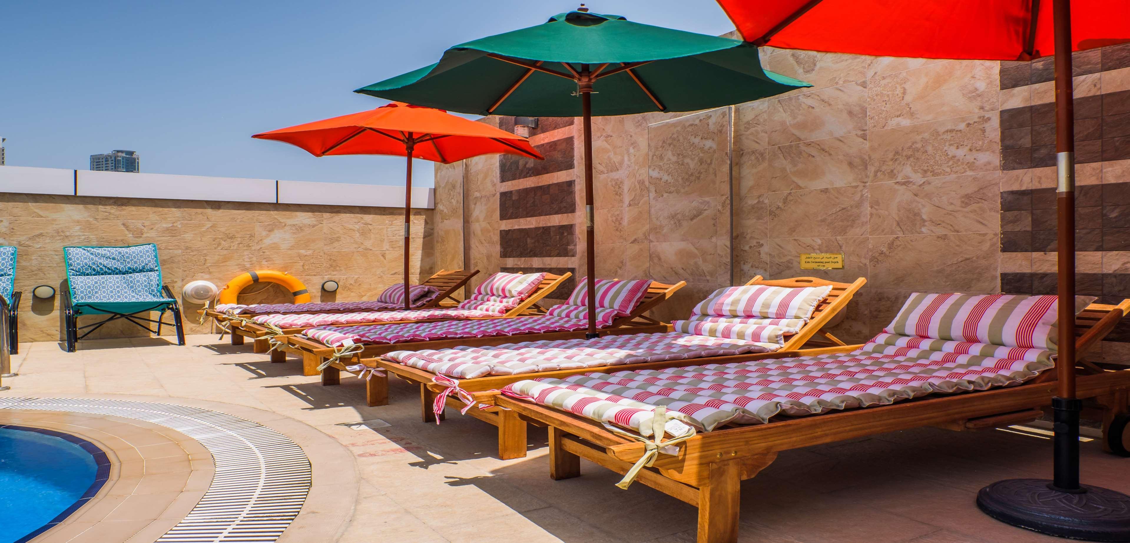 Tulip Al Khan 4*
